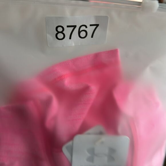 NWT Under Armour Women’s Pink Heat Gear Fitted Full Zip Jacket - Size Medium - Picture 9 of 9